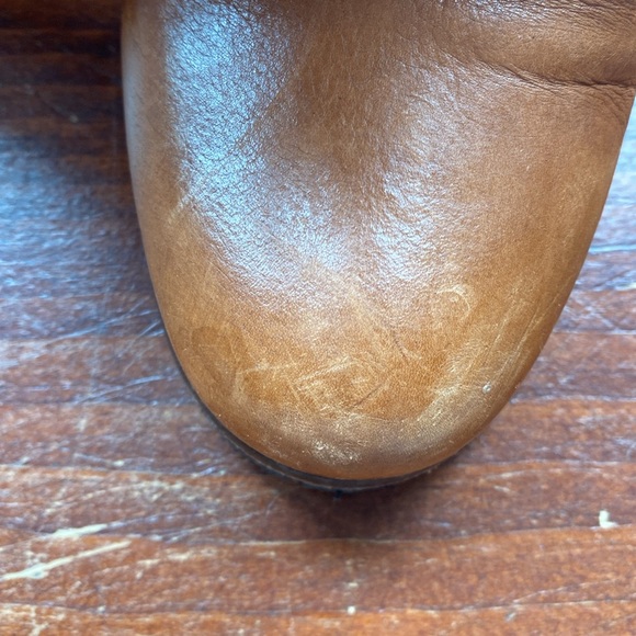 Leather camel heeled boot - Picture 4 of 7